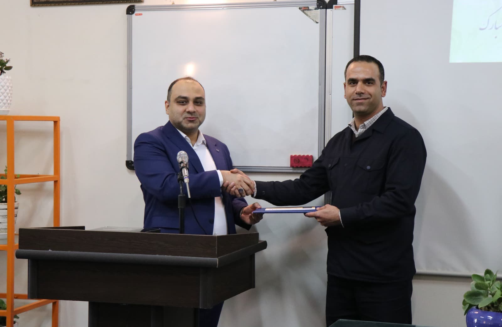 انتخاب پرسنل نمونه