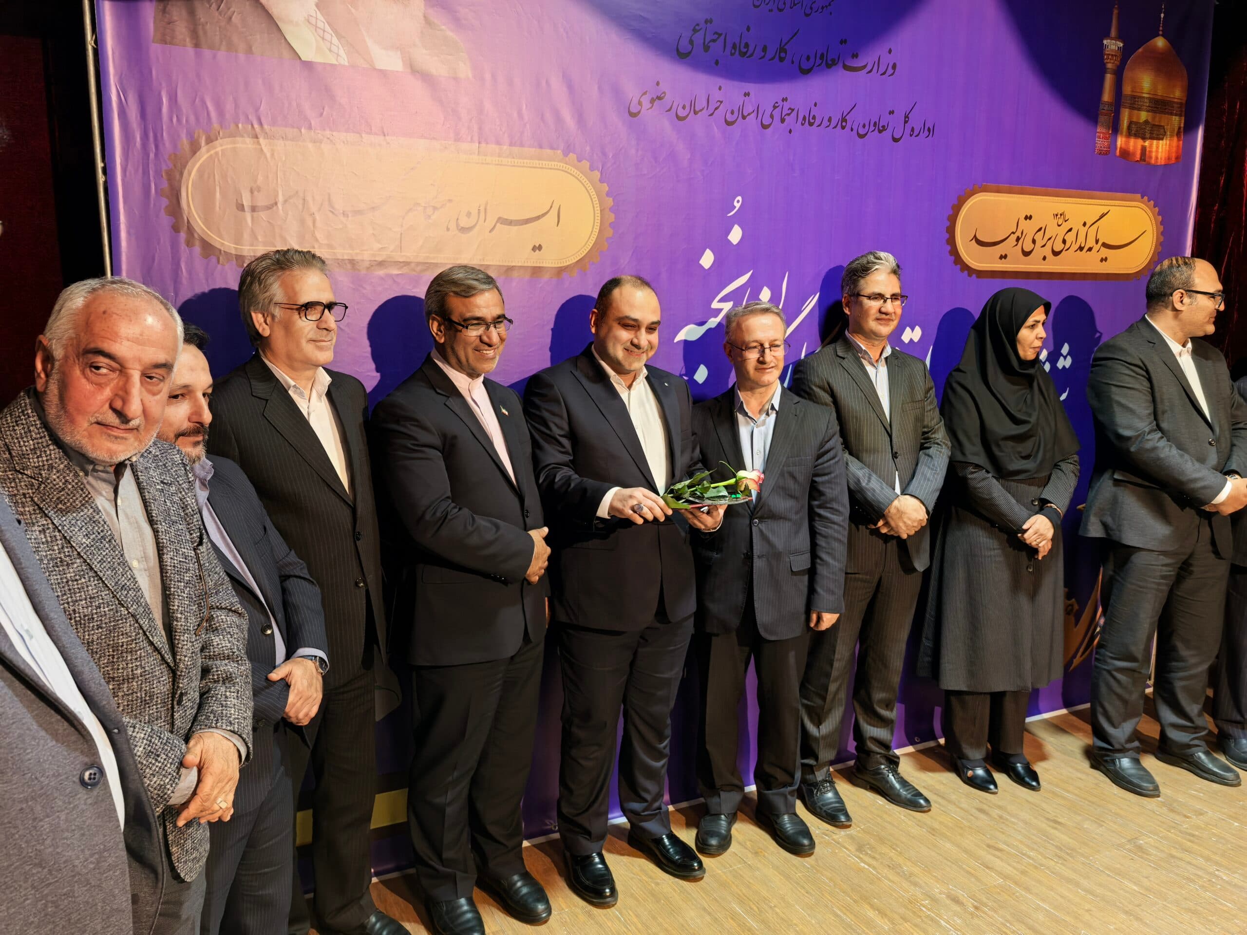 شرکت پوشاک جامعه با مدیر عاملی آقای ابراهیم جلالیان، «واحد نمونه» استان خراسان رضو‌ی شد